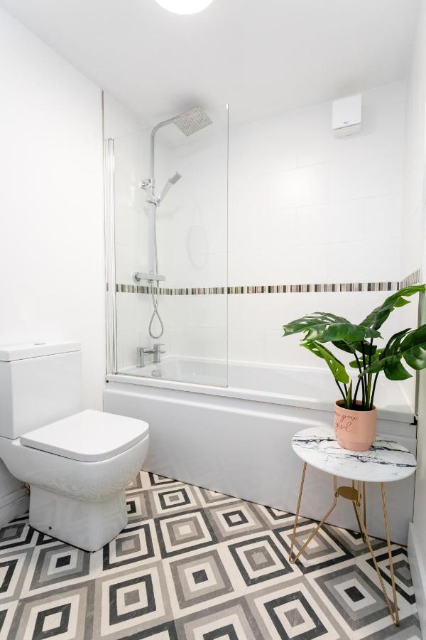 Fab 2Bedroom Apartment- Free Parking, 5Mins From City Centre, Portland Rd Ne2 1Dj Newcastle upon Tyne Exterior photo